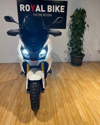Pegeuot xp 400 gt -2024 passaggio incluso