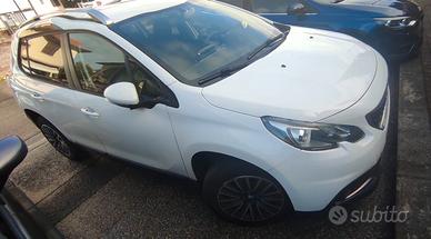 Peugeot 2008 BlueHDi