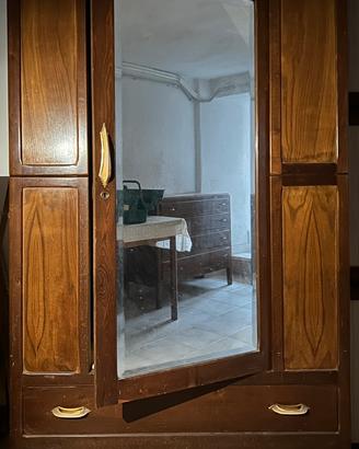 Mobile in Legno Vintage con Specchio