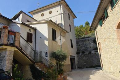 CASA INDIPENDENTE A ASCOLI PICENO
