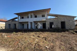 4 LOCALI A LATERINA