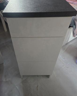 Mobile 3 cassetti IKEA Knoxhult bianco top scuro