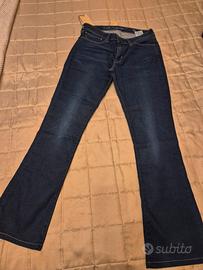 jeans donna Levi s  