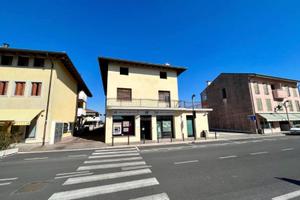 AMPIO FABBRICATO IN CENTRO
