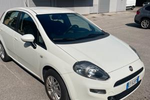 FIAT PUNTO BIANCA 2014 (130.000 KM)