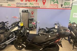Yamaha X-Max 300 IRON