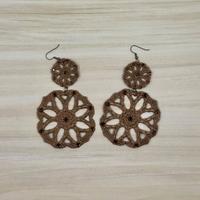 Orecchini in pizzo ricamati