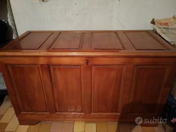Cassapanca/Baule in legno massello
