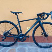 Bici da corsa TRIBAN RC500