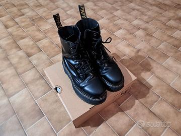 Dr. Martens Jadon Black n.39