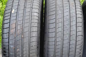 Gomme usate 205 60 R16-92V Estivo MICHELIN