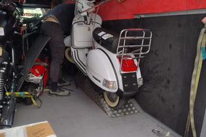 Vespa P125X “30° Anniversario serie numerata
