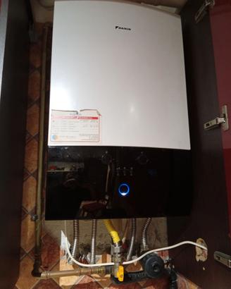 Pezzi di ricambio Caldaia Daikin 28kw D2CND