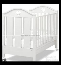 culla erbesi  con cuori legno bianca