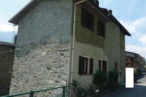 Immobile in asta di 160 m² con 4 locali a Ardenno