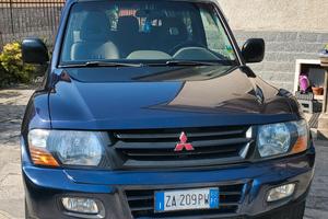 Mitsubishi Pajero 3.2 DI-D 3p GLX Autovettura 