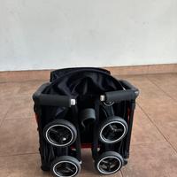 Passeggino da viaggio QB pockit rosso