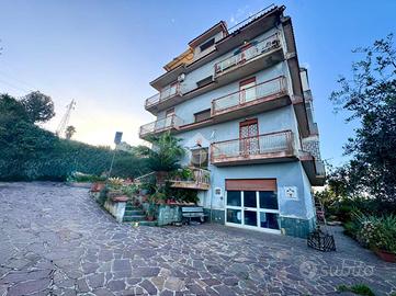 3 LOCALI A CASTELDACCIA