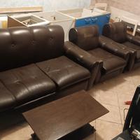 Set salotto vintage anni ‘70 in vera pelle con tav