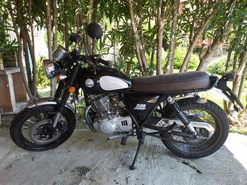 mash 250 two fifty  anno 2015 nera