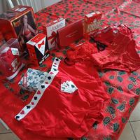 Stock intimo rosso