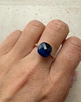 Anello in argento rosato con quarzo e zirconi