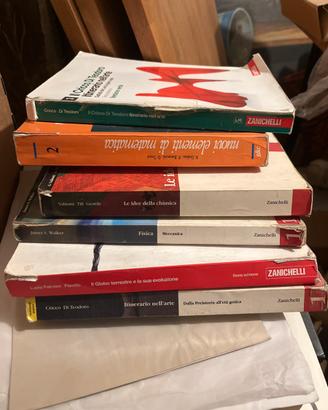 Libri scolastici liceo