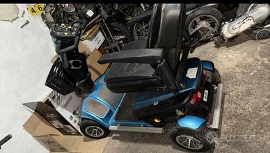 Scooter per disabili/ anziani