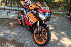 Cbr 1000 rr repsol 2009