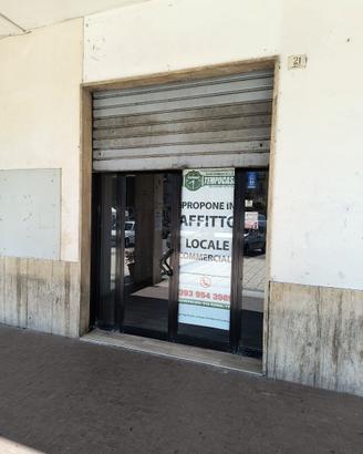 Commerciale Centralissimo - Piazza