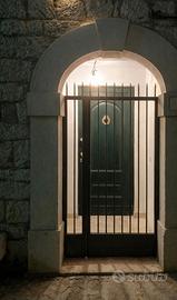 Portone d’ingresso verde