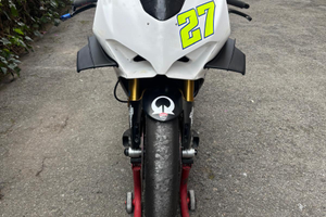 Ducati Panigale V4S 2021