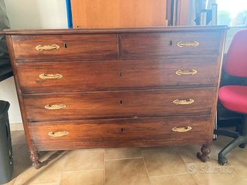 Cassettiera in legno