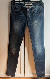 Jeans donna Hollister con decorazioni