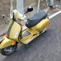 Mascherina + portapacchi anteriore + visiera vespa