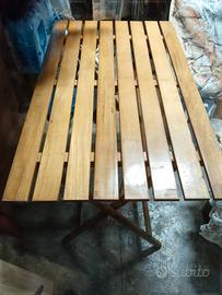 tavolo in legno pieghevole