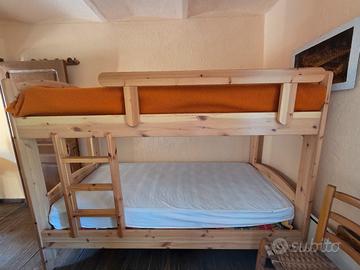 letto a castello in legno di olmo
