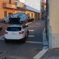 Porta gommone / Carica scarica tetto auto