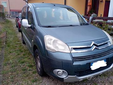 Citroen Berlingo 2011 MOTORE ROTTO 