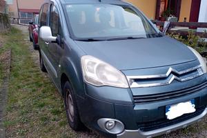 Citroen Berlingo 2011 MOTORE ROTTO 