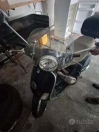 VESPA 125 LX INCIDENTATA
