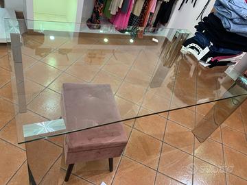 Tavolo in vetro nuovo