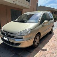 Peugeot 807 - 2008