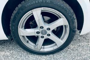 Gomme invernali complete cerchi Audi