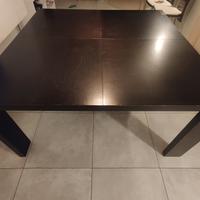 Tavolo quadrato