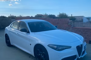 Giulia 2019, 190 cv. AT8 B-TECH