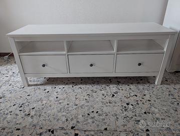 Mobile TV IKEA BESTÅ bianco