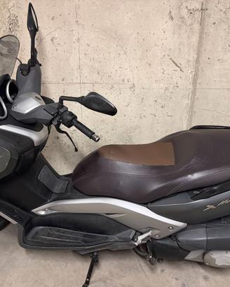 Scooter X Max 250