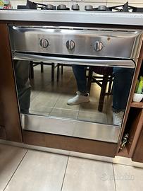 piano cottura e forno ad incastro