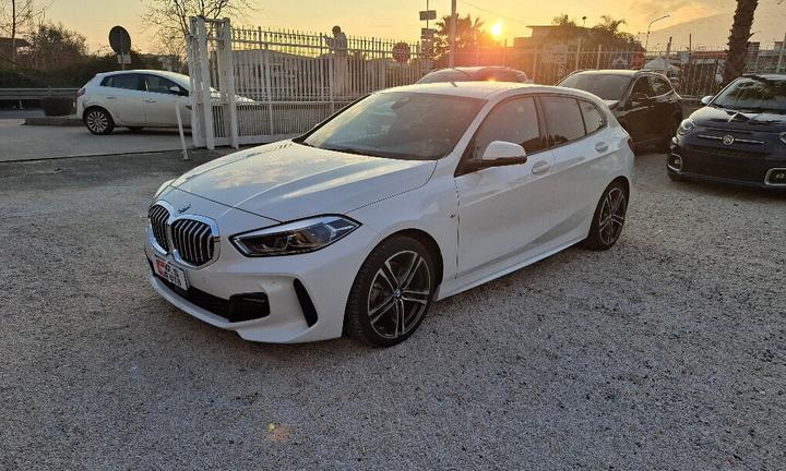 Bmw 116 116d 5p. Msport